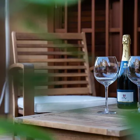 Acquamarina Luxury House * 阿齐·卡斯特罗