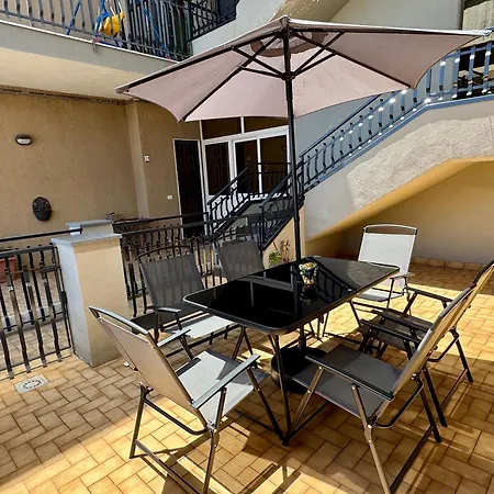 Acquamarina Luxury House